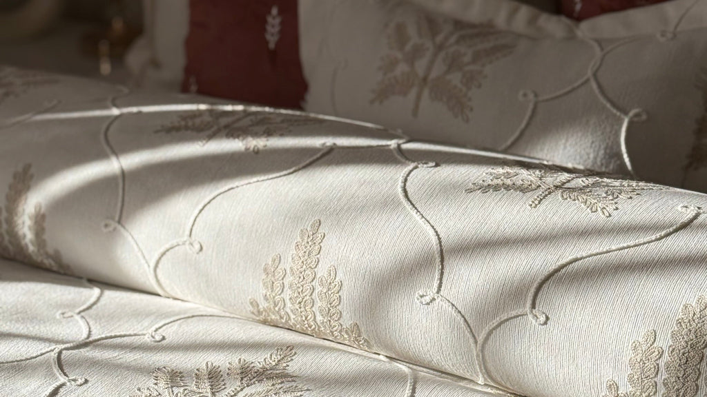 Couvre lit « Florence » en piqué royal (Taupe)
