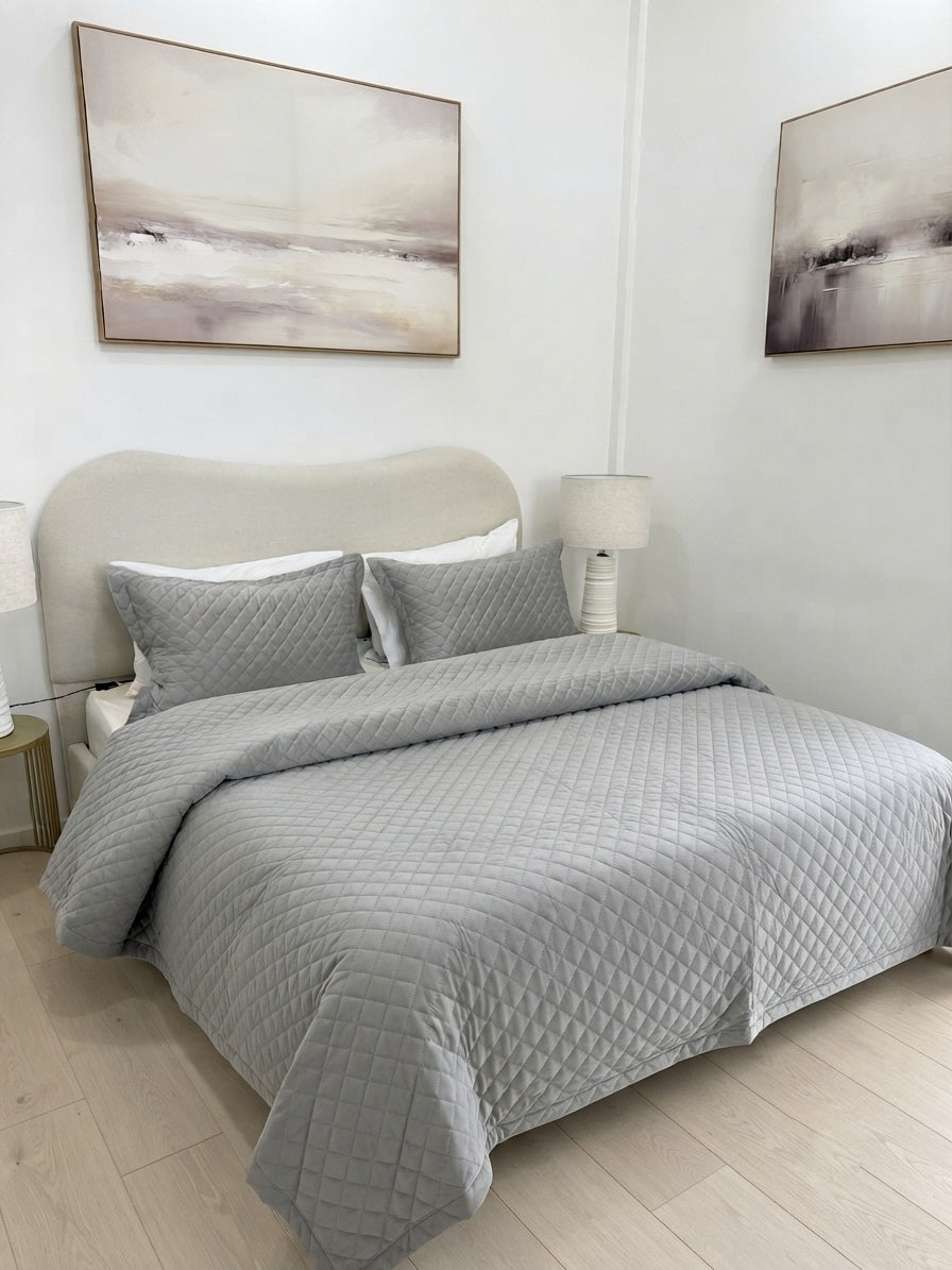 Couvre lit matelassé en velours (GRIS)