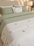 Plaid brodé IVOIRE + 1 housse de coussin