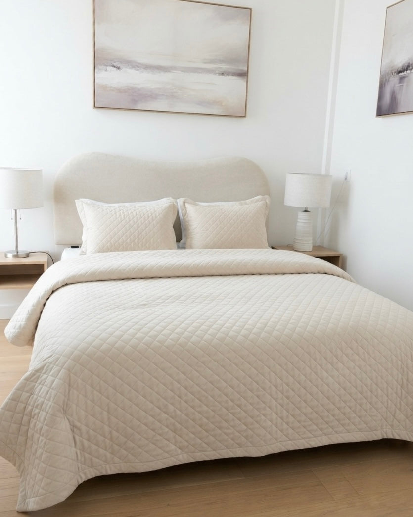 Couvre lit matelassé en velours (BEIGE)