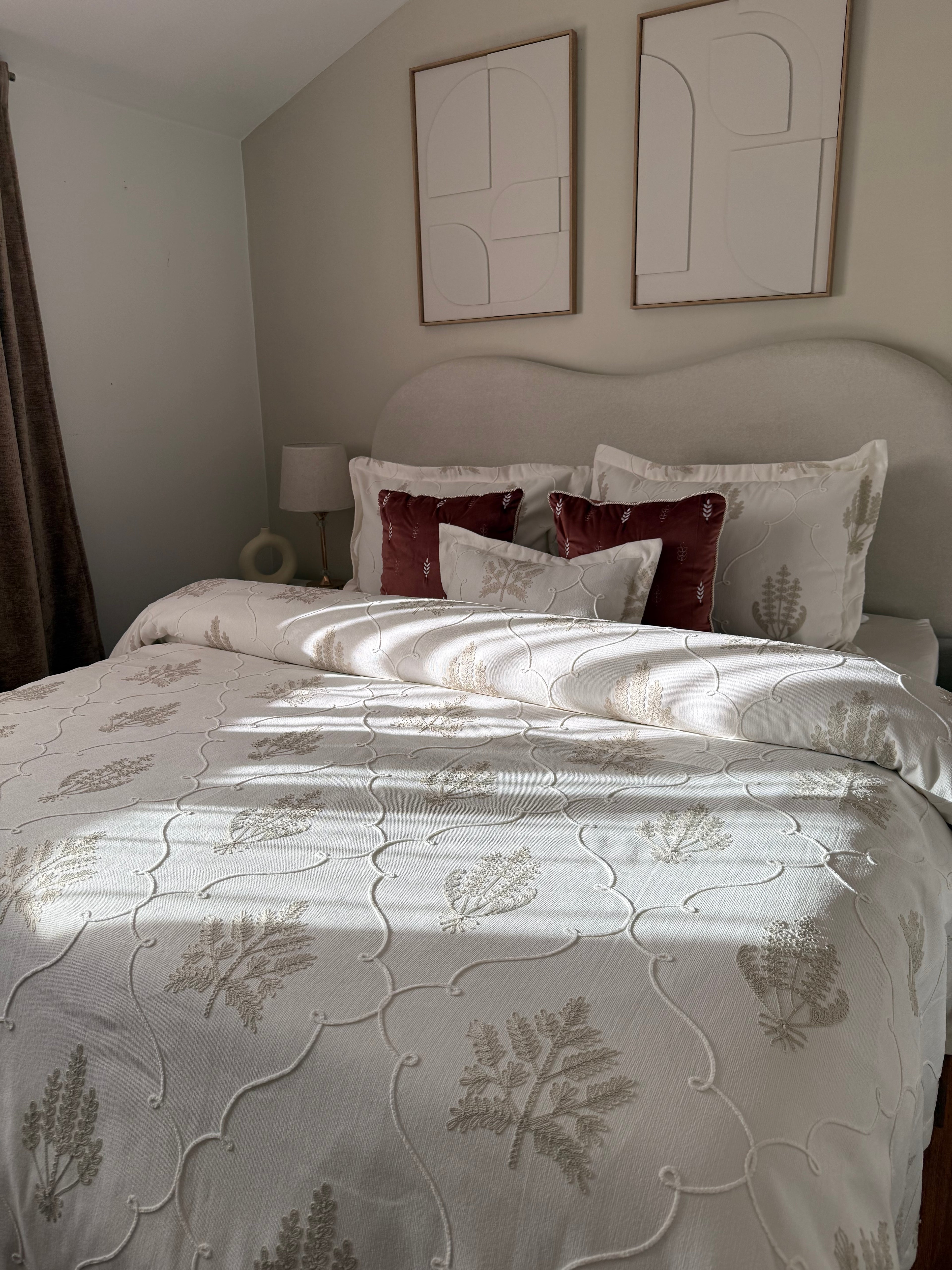 Couvre lit « Florence » en piqué royal (Taupe)